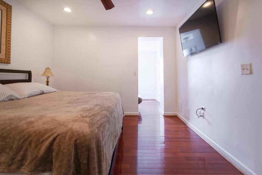 Relaxing, Spacious, Private, Walkable In Petworth! Washington Eksteriør bilde